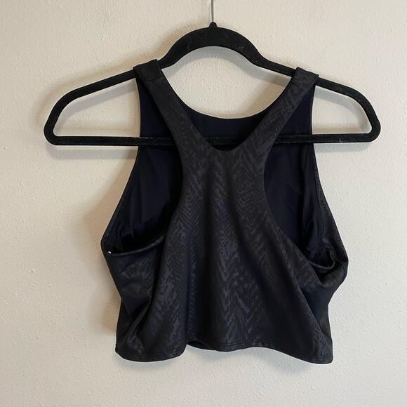 ATHLETA Women's Tank Top Conscious Embossed Crop Shelf Bra Black Size Large - Picture 3 of 6